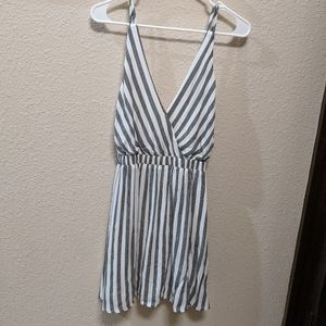 Super cute sleeveless dress